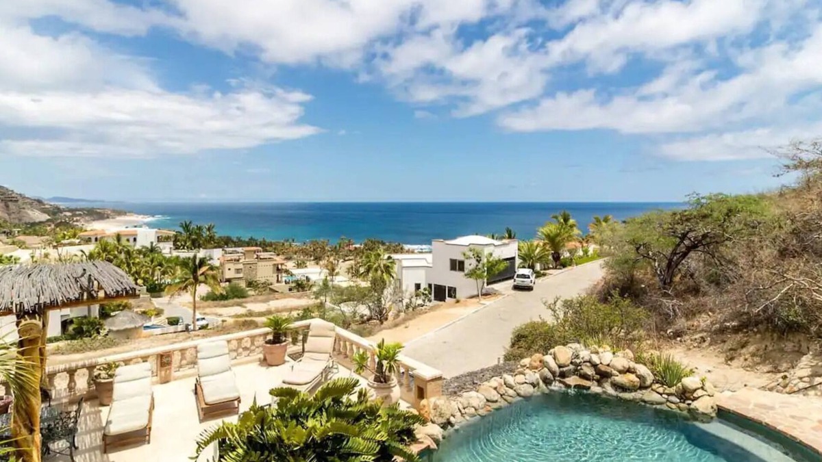Rancho Cerro Colorado Apartment | Easy access to South Palmilla beach