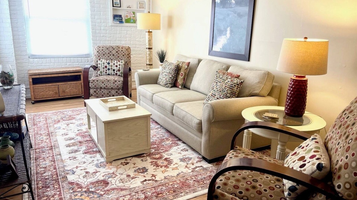 Isle of Palms Condo | Easy Breezy 2 Bd, 1st Floor, 4 Min to Beach