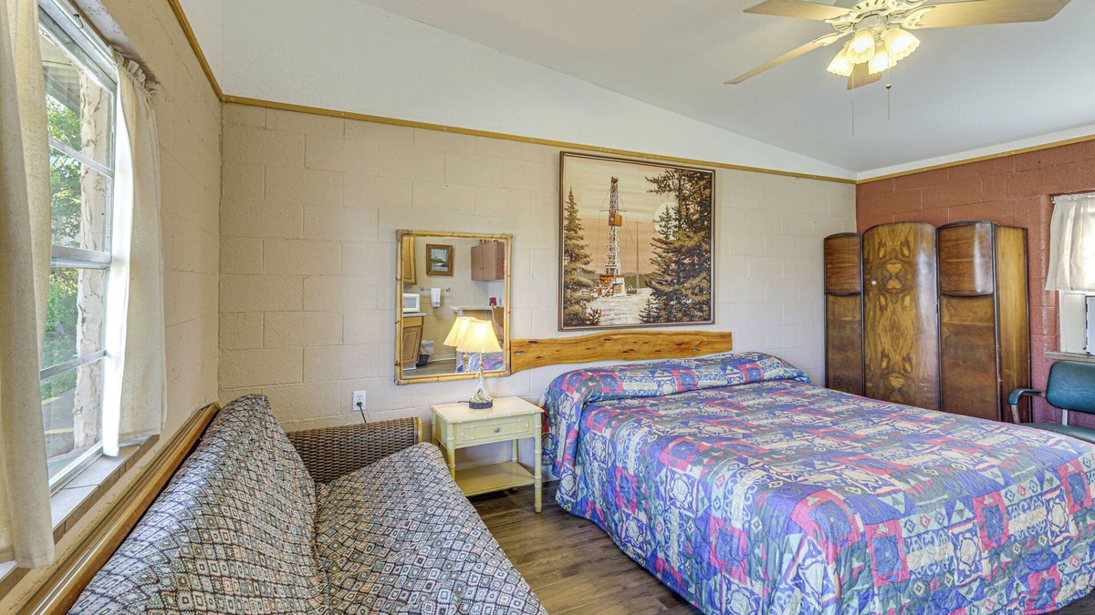Lake Whitney Apartment | Easy Lake & Hiking Trails Access: Whitney Studio