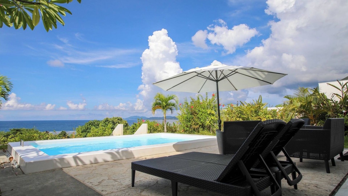 Kabira House | Easy travel with children | 1 minute walk to the s/Ishigaki Okinawa