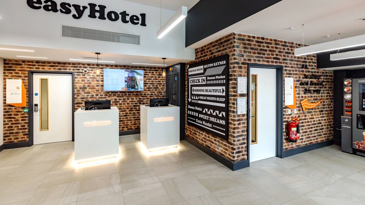 Central Milton Keynes Hotel | easyHotel Milton Keynes