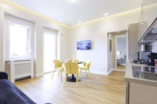 Rione XVIII Castro Pretorio Apartment | Easylife - Charme, comfort e quiete vicino Termini