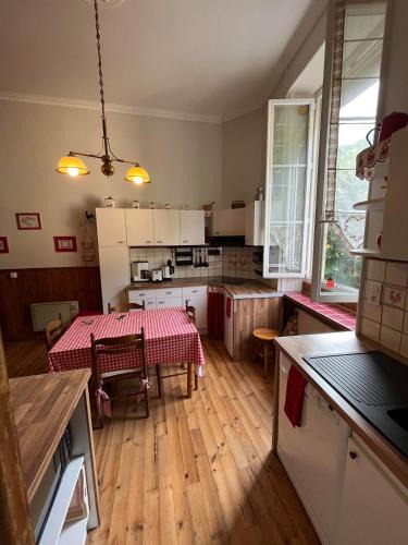 Eaux-Bonnes Apartment | Eaux-Bonnes Appartement