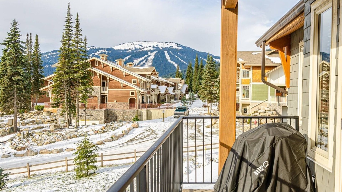 Sun Peaks Condo | Echo Landing #05 by Bear Country