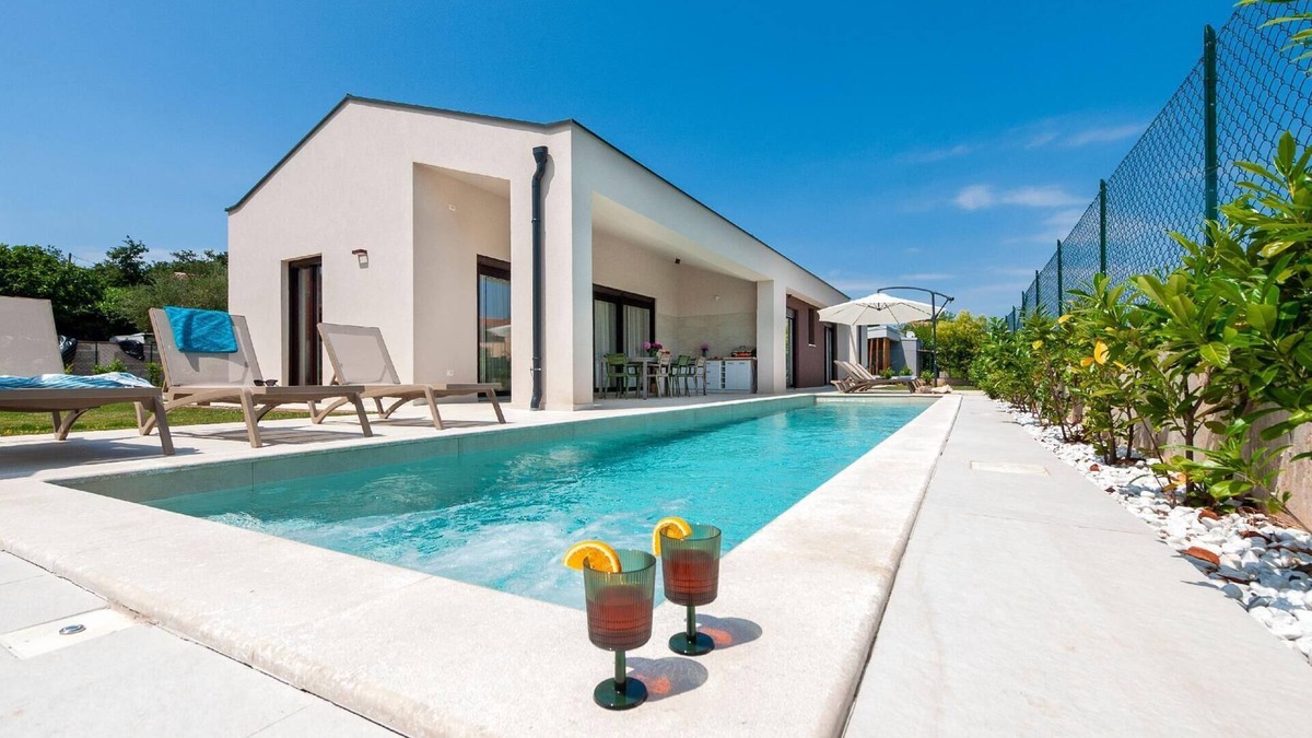 Segotici House | Echo villa, Istra, pool jacuzzi, BBQ, pet friendly