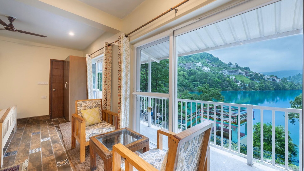Bhimtal Resort | Echor Malusara Lakeview Retreat Bhimtal