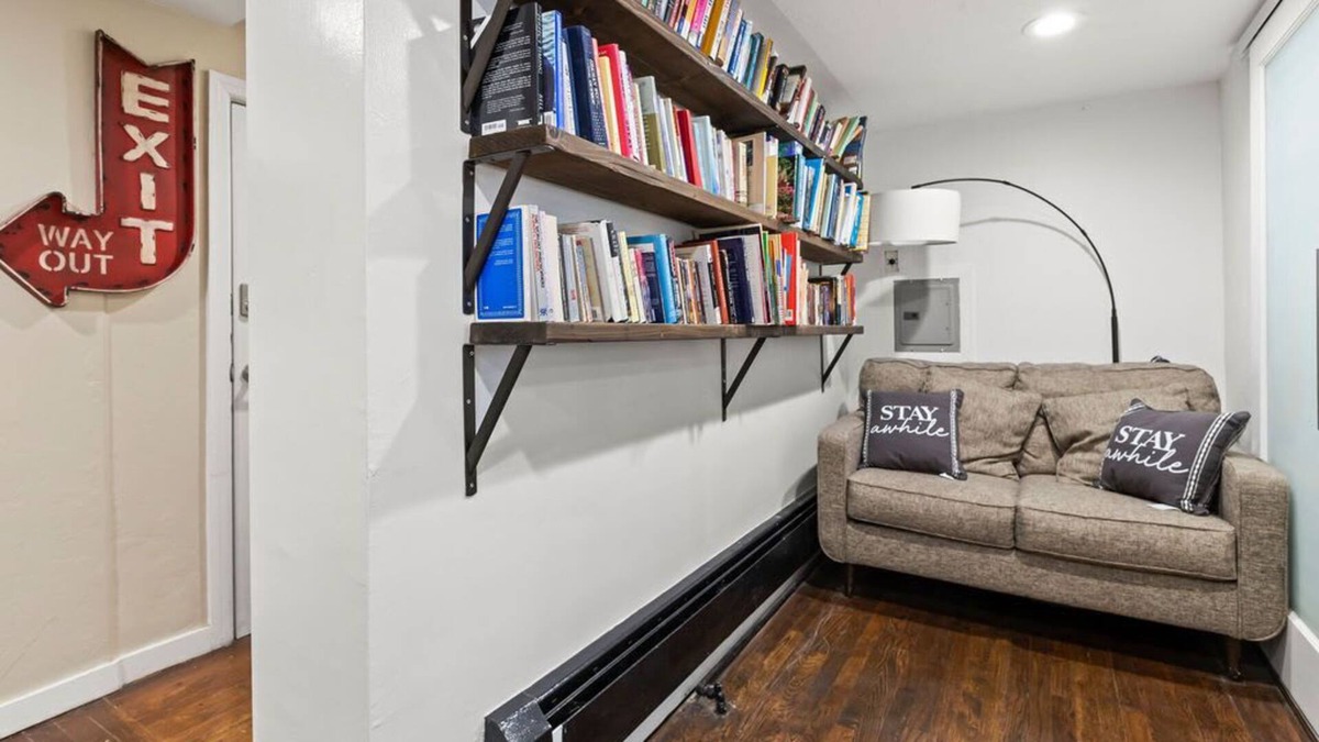 Barths Apartment | Eclectic APT in Urban Wheat Ridge- Rooftop Deck!