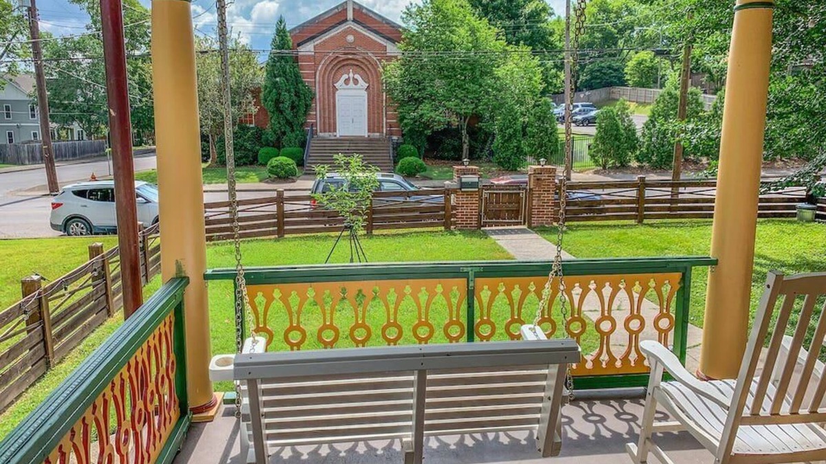 East End House | Eclectic Pet Friendly Home in East Nashville