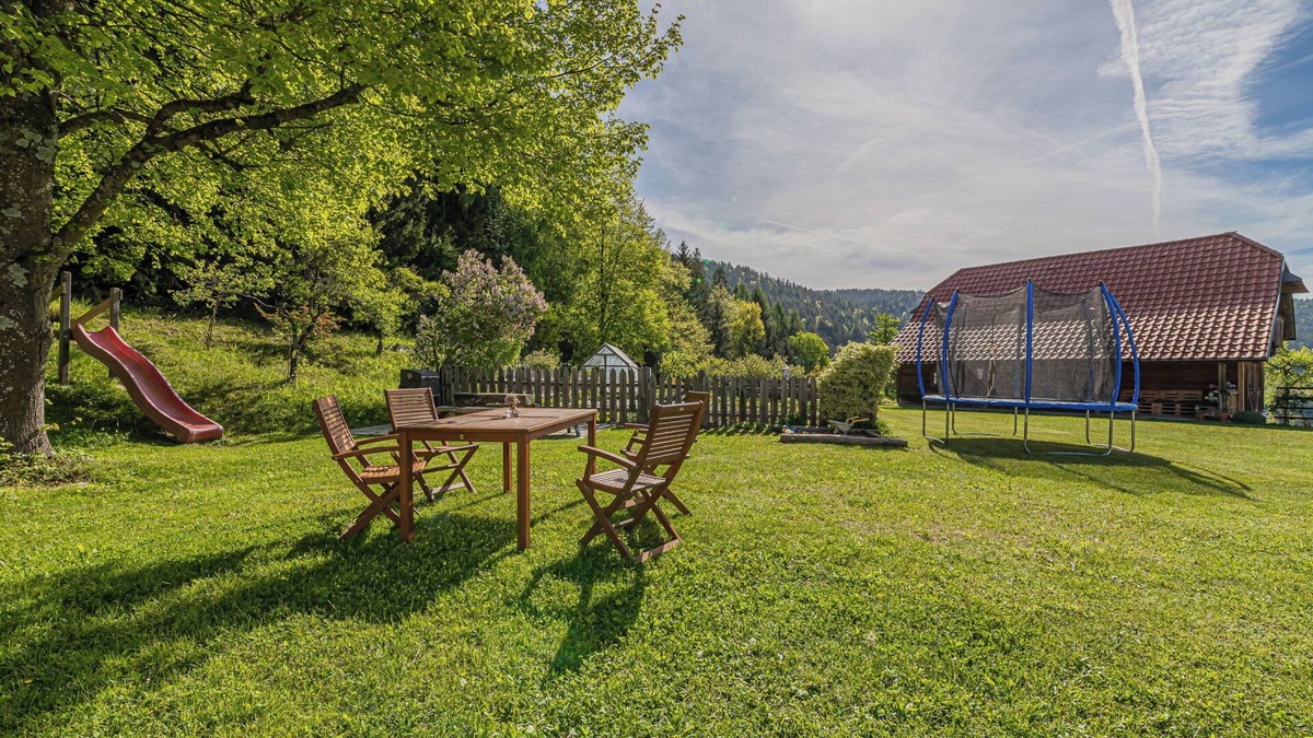 Prevalje Apartment | Eco farm Mikl Spruce Tree Apartment, Slovenj Gradec, Slovenia