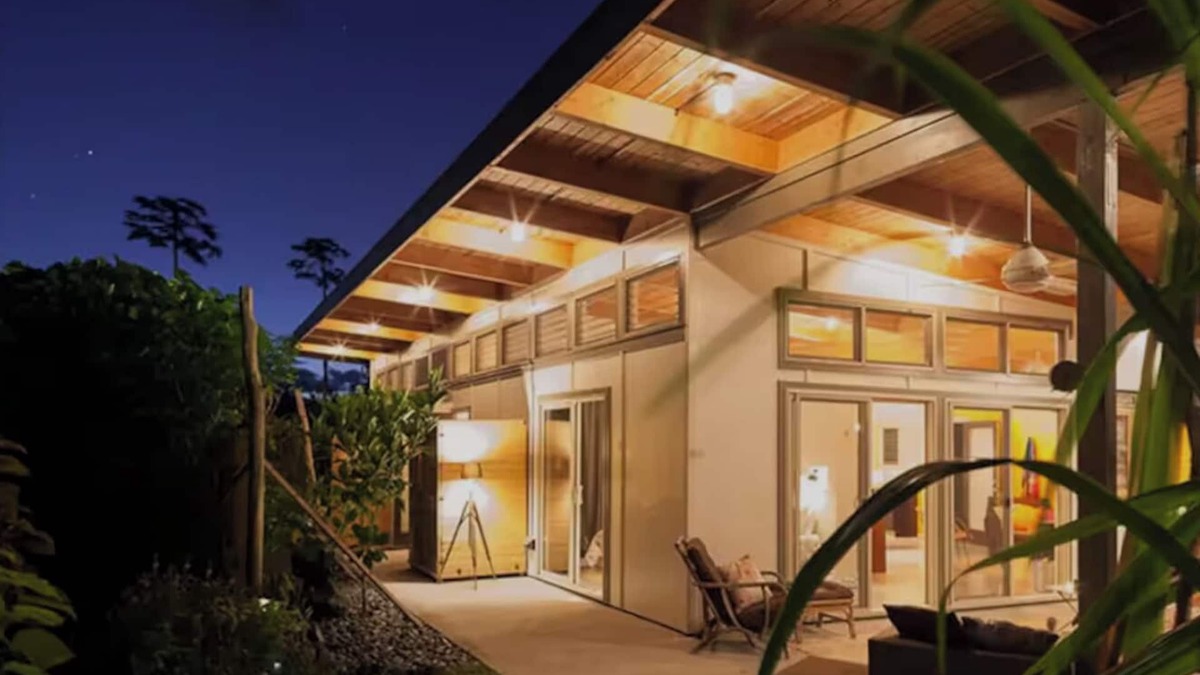Kehena House | Eco-Farm Tropical Modern Loft