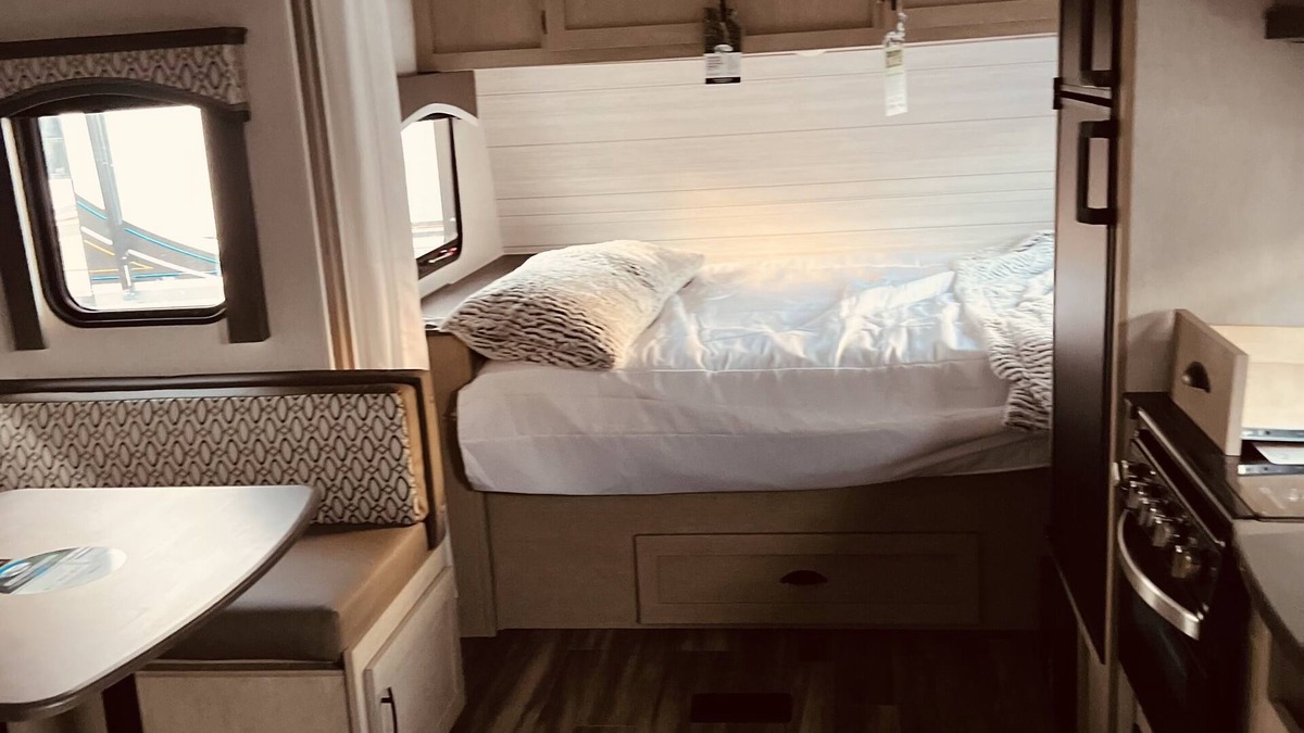 Jamul RV Rental | Eco Friendly fully loaded trailers in the mountains! Your ultimate camping stay!