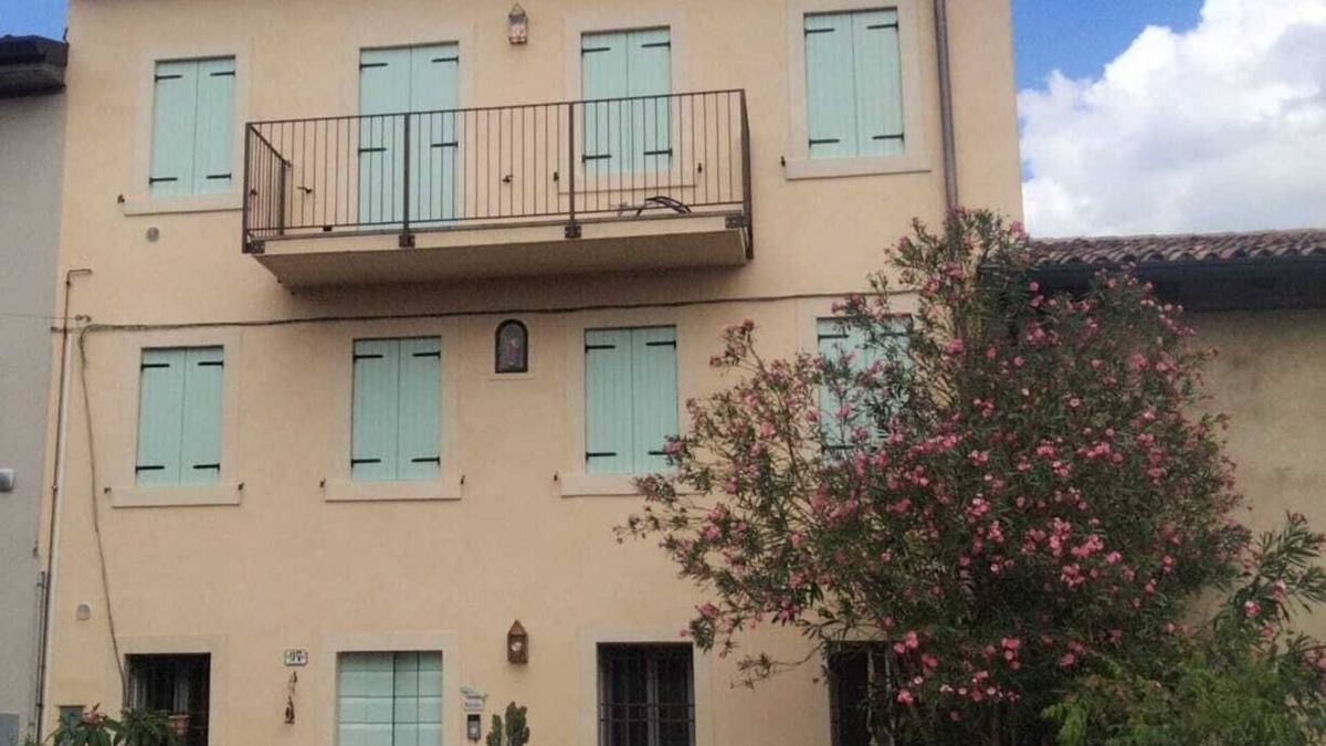 Sud-Est Apartment | Eco friendly - Vegan lifestyle - Pet Friendly - LGBTQIA+ friendly Guest house