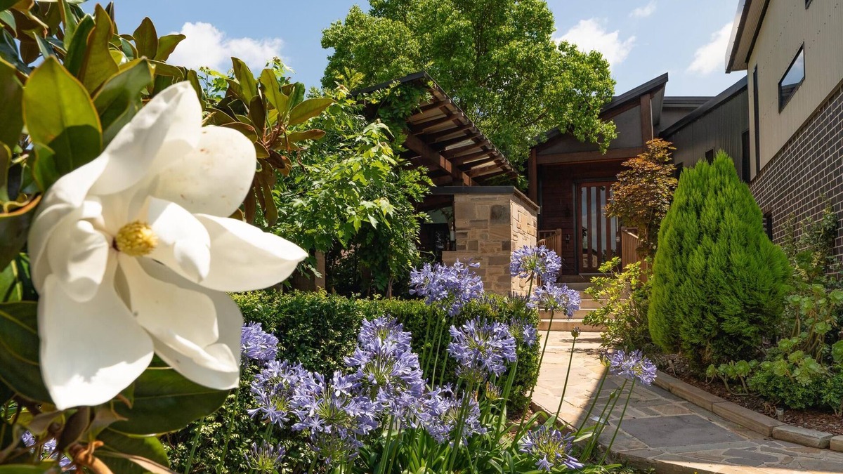 Millfield House | Eco Garden Retreat - A hidden getaway just oozing with style