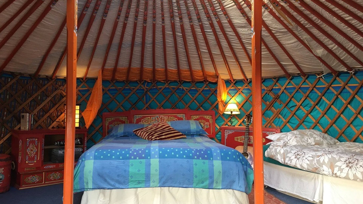 Whitegate House | Eco Glamping immersed in nature, ideal for family holidays and romantic getaways