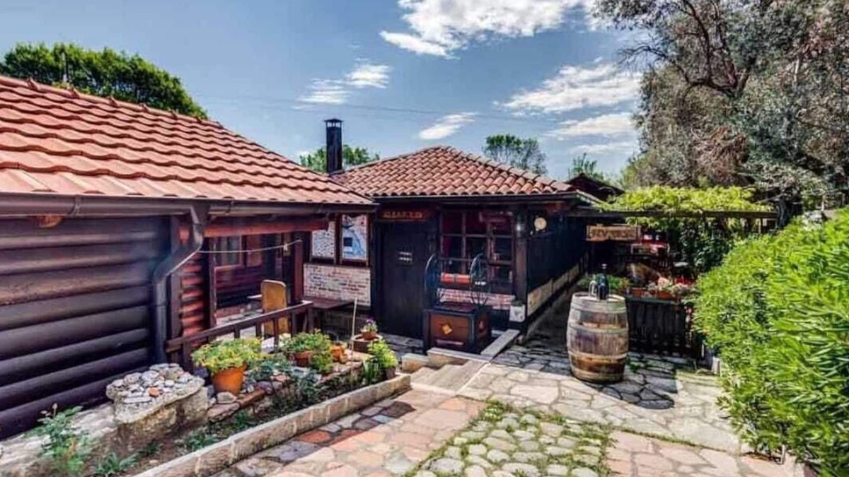 Kaluđerac Apartment | Eco Houses Drvljanik Buljarica
