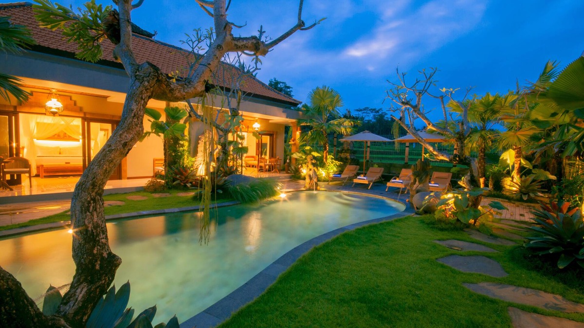 Melayang Villa | Eco-Luxury! 4BR Private Pool Villa in Ubud