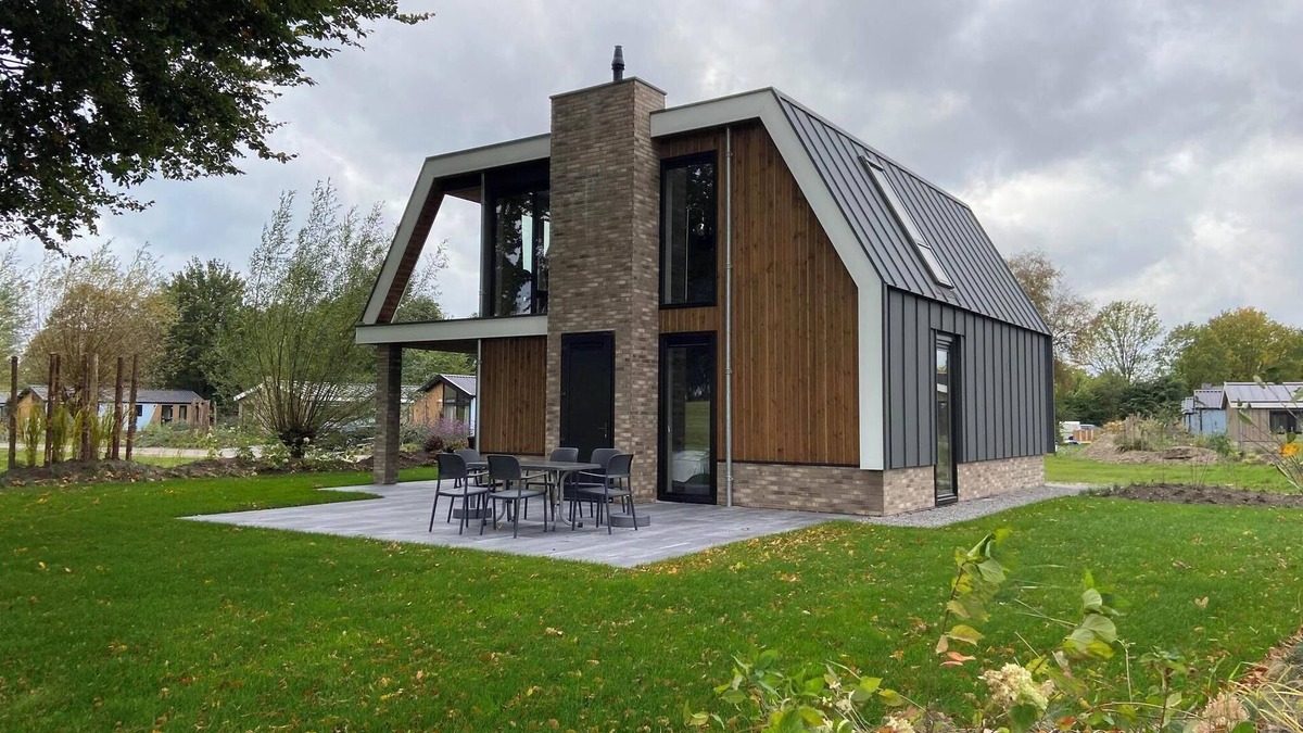 Biddinghuizen House | Eco villa with 5 bedrooms and 2 bathrooms
