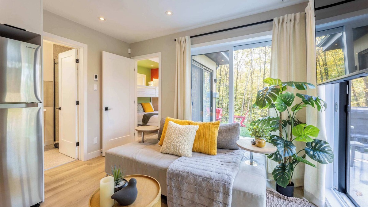 Argenteuil Regional County Municipality Ski Chalet | Ecohaven-Spa, nature & fire under the stars