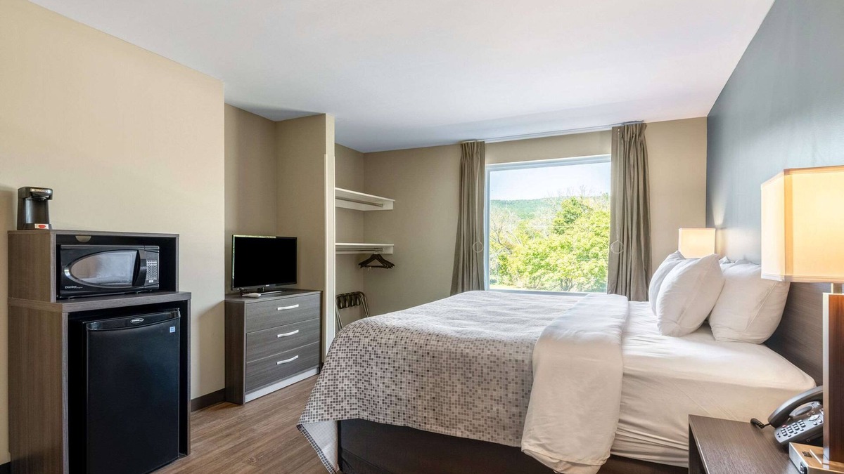 Dayton Hotel | Econo Lodge Dayton
