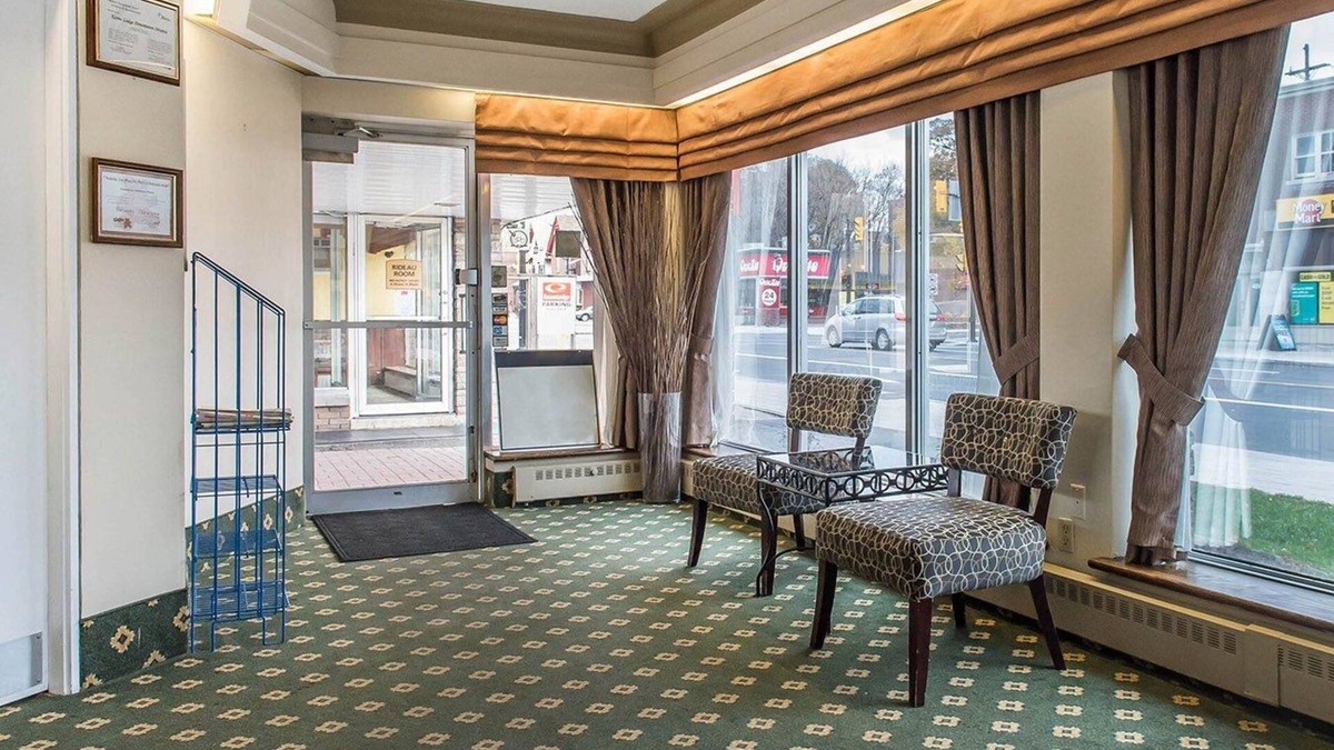 Downtown Ottawa Hotel | Econo Lodge Downtown Ottawa