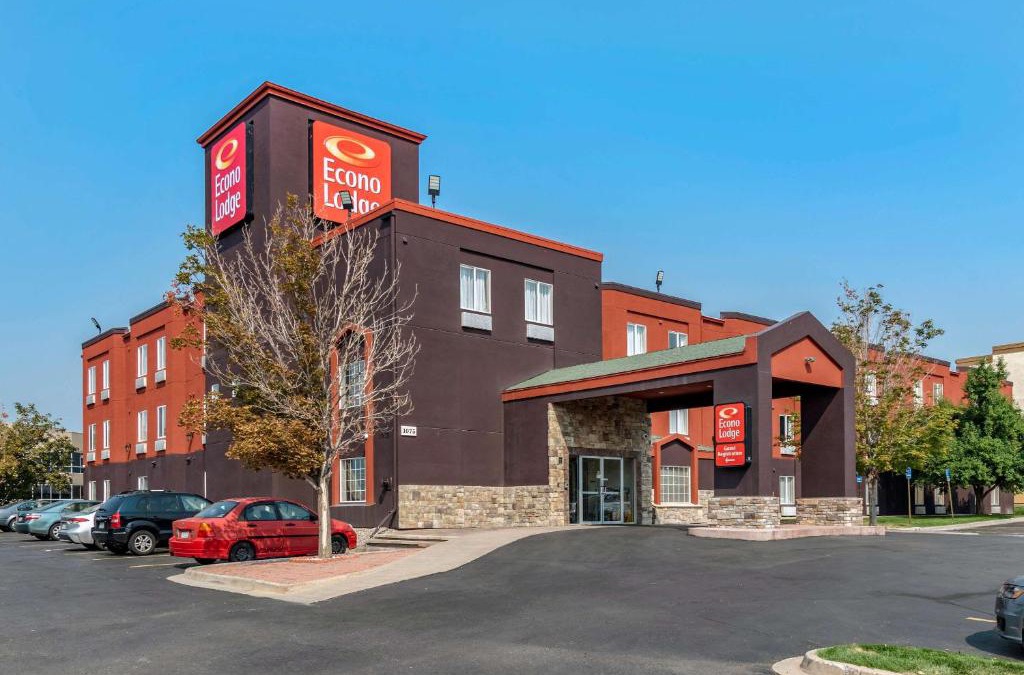 Briargate Cabin | Econo Lodge North Academy