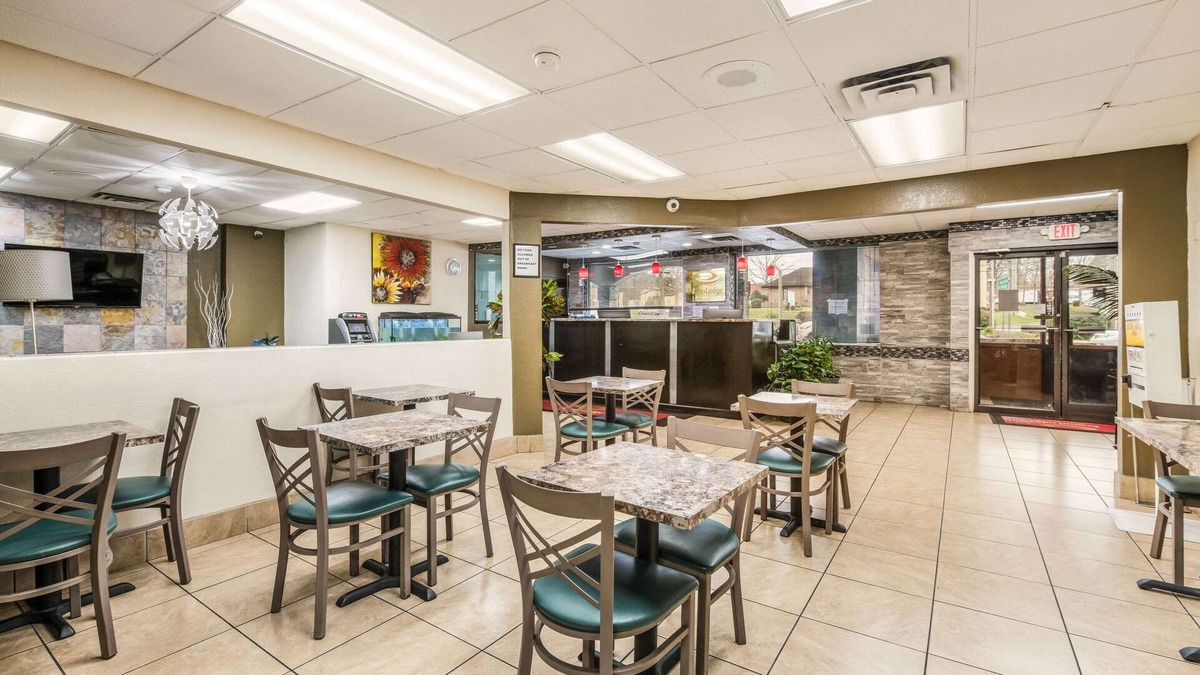 South Salisbury Hotel | Econo Lodge Salisbury