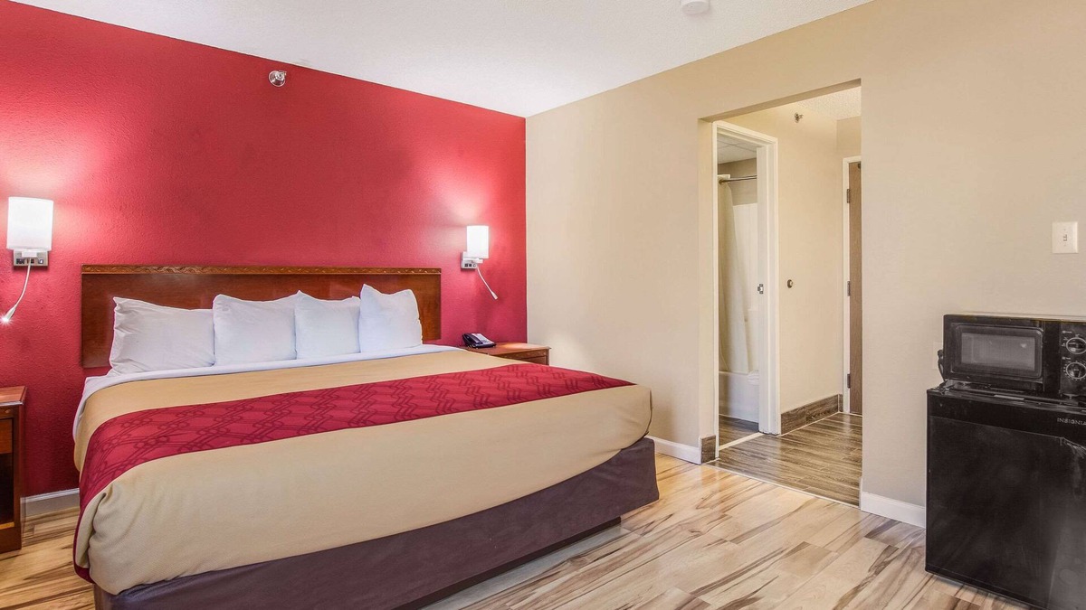 Shelbyville Hotel | Econo Lodge Shelbyville