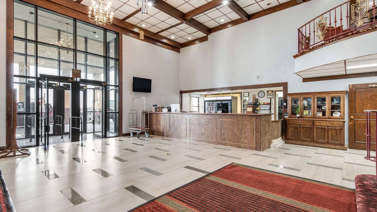 Sedalia Hotel | Econo Lodge Truman Inn