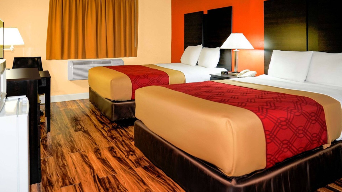 Rome Hotel | Econo Lodge