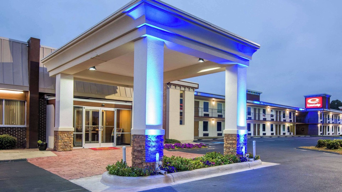 Selma Hotel | Econo Lodge