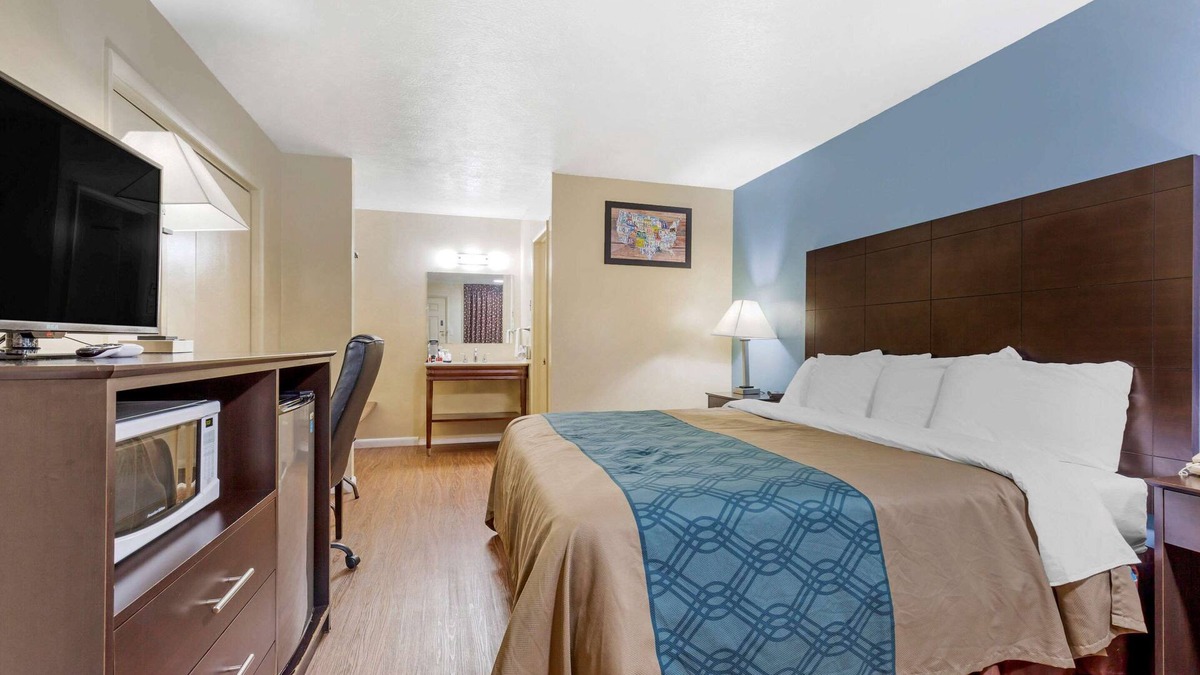 Woodstock Hotel | Econo Lodge Woodstock - Shenandoah Valley I-81