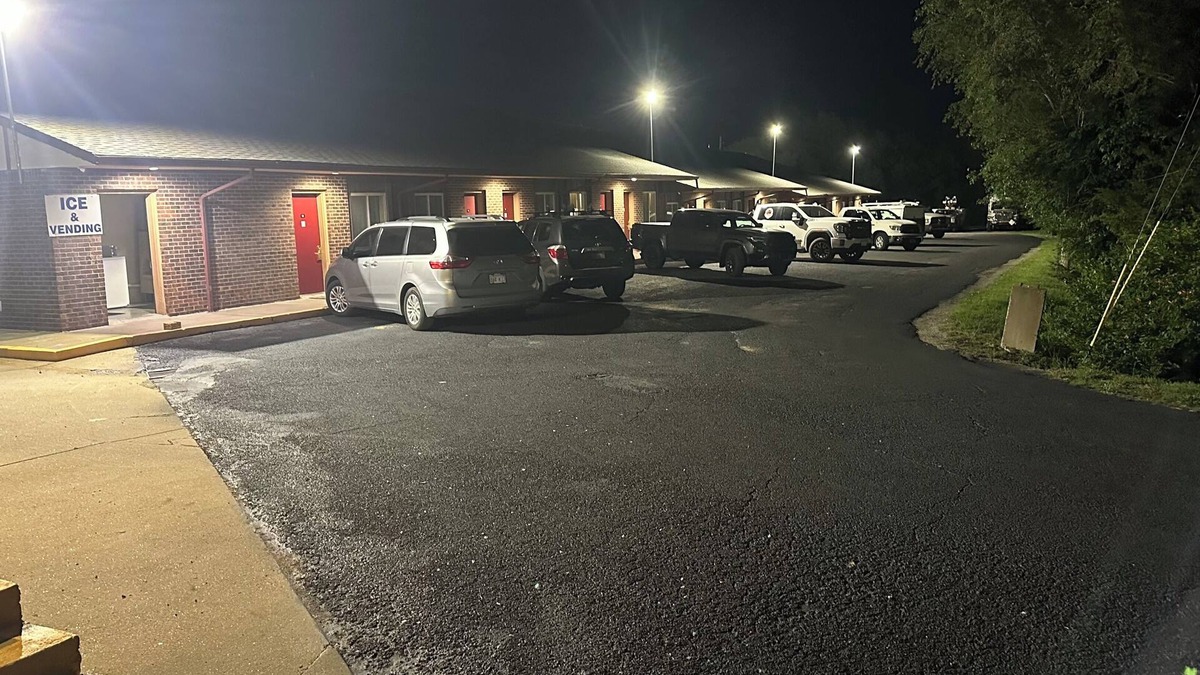 Garnett Hotel | Economy Inn