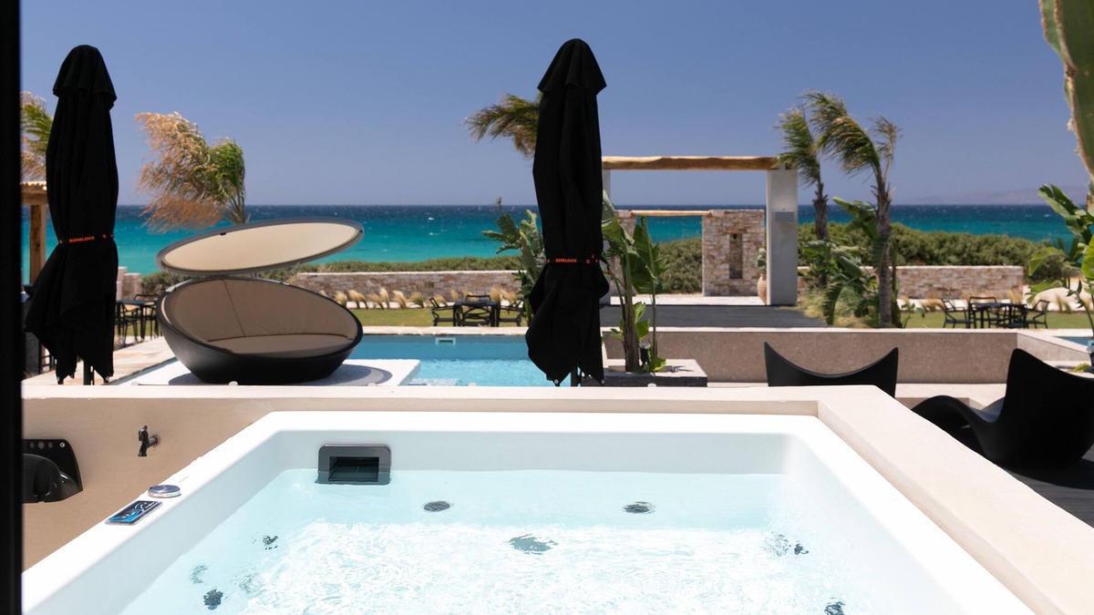 Naxos Hotel | Eden Beachfront Residences & Suites