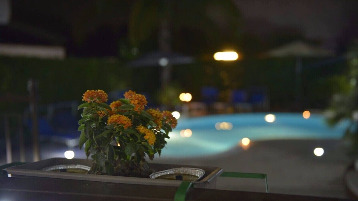 Torre Annunziata Villa | "Eden Holiday House Pompeii" Private Pool & Garden. Apartment 3