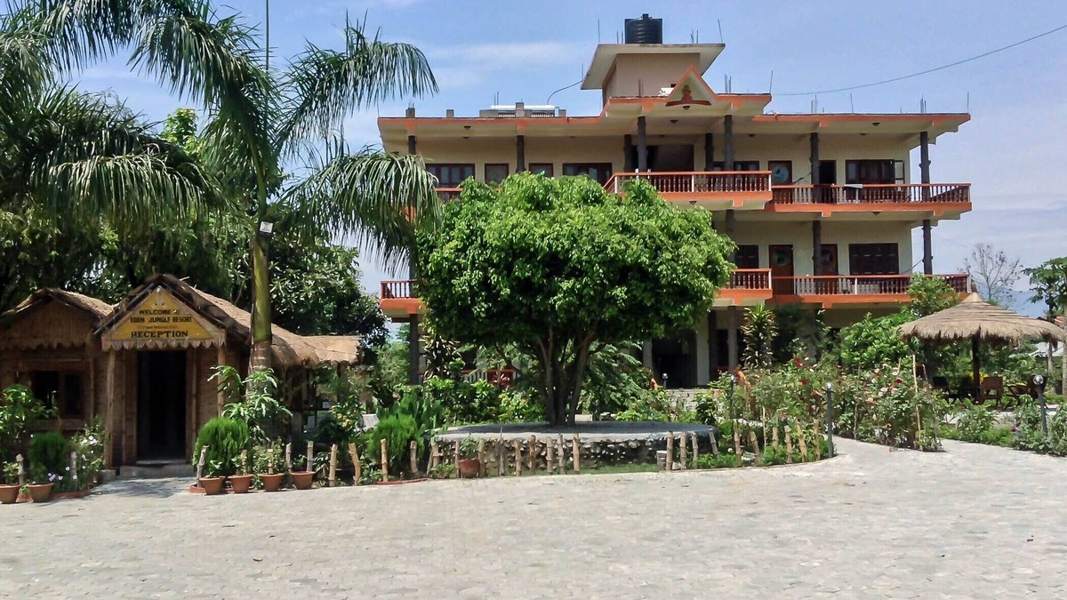 Sauraha Hotel | Eden jungle resort is one of the finest jungle resort in chitwan with garden.