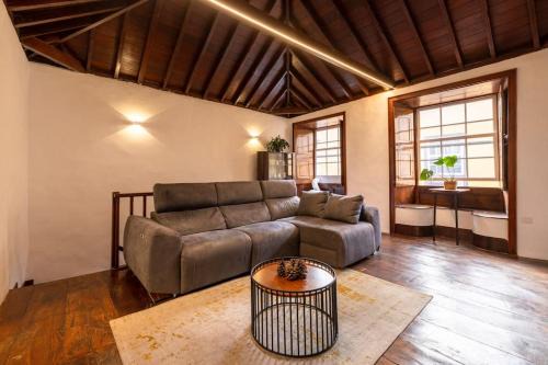 Historical Center House | EDEN RENTALS La Laguna Heritage Residence