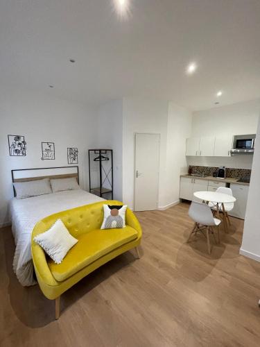 Saint-Quentin Apartment | Edenly Stay