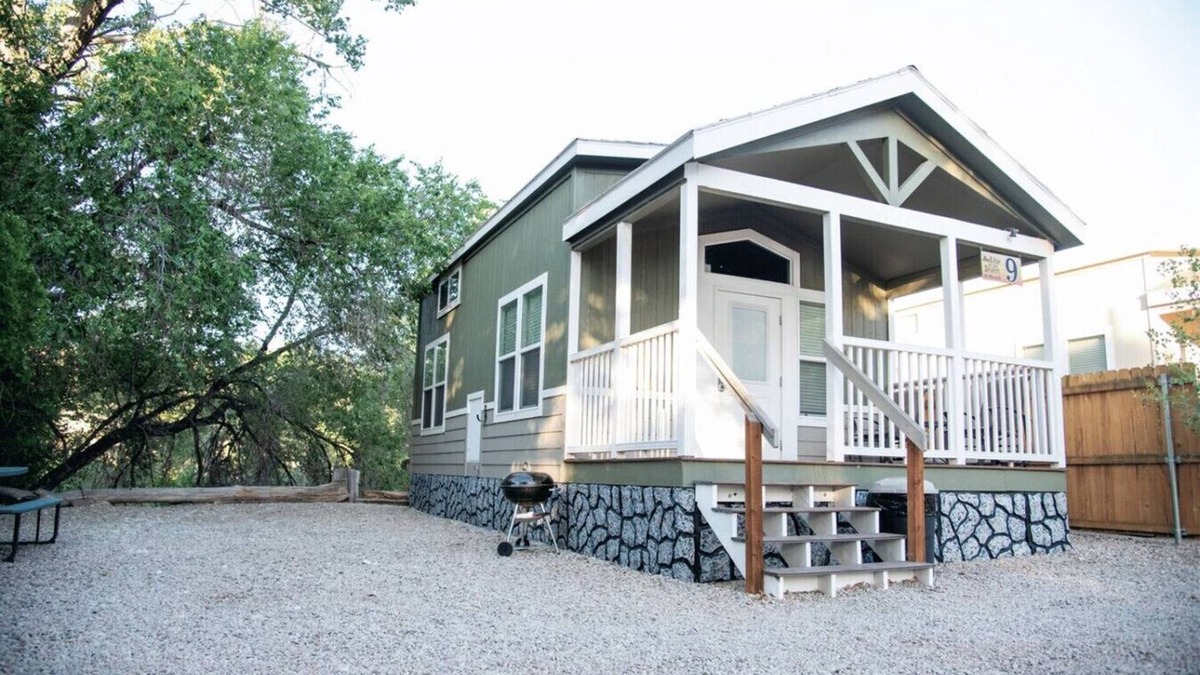 Moab House | Edge of the Desert Sand Flats Cabin #09