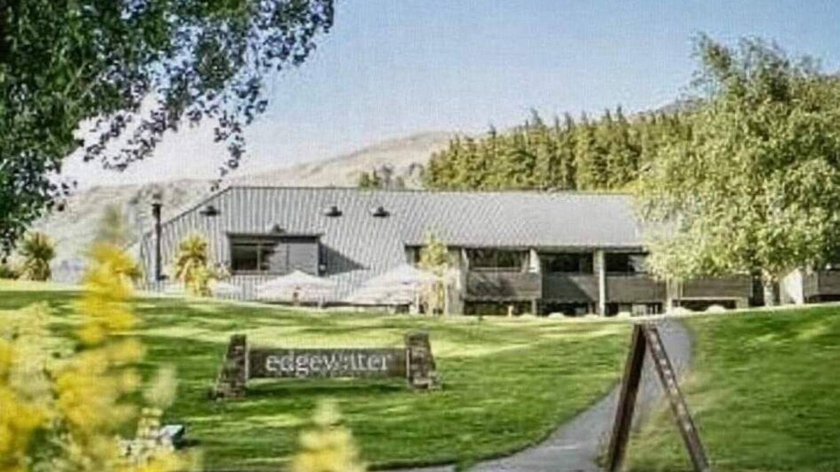 Wanaka Resort | Edgewater Club Resort 1