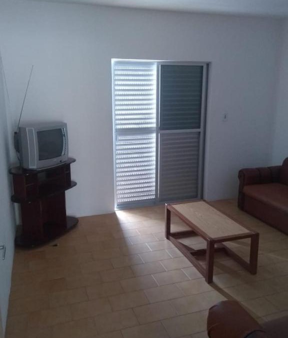 Laguna Apartment | Edificio Carlos José