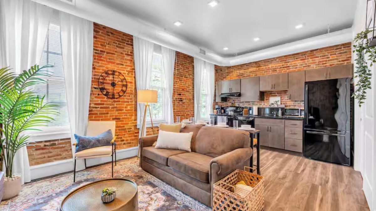 Ypsilanti Apartment | Edison Place: Premier Industrial Modern Downtown 1 BR Loft