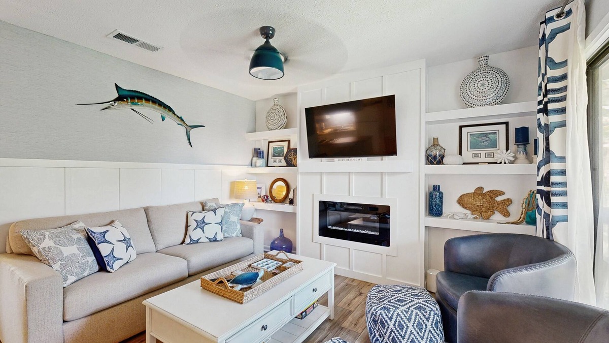 Ocean Ridge Condo | Edisto condo with close proximity to beach & restaurants