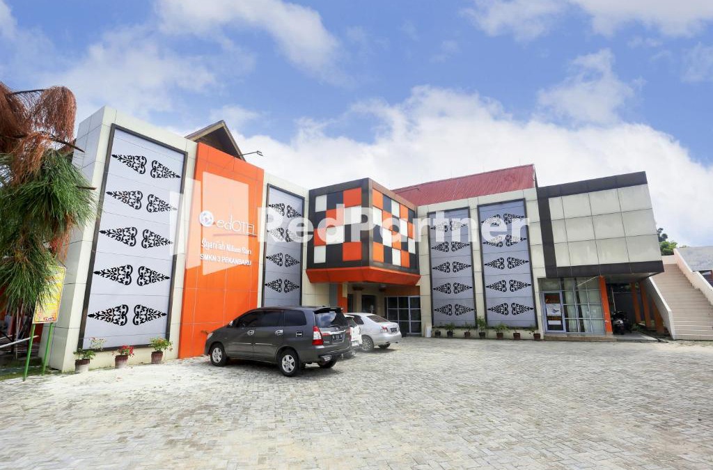 Pekanbaru Hotel | Edotel Syariah Nilam Sari Mitra RedDoorz