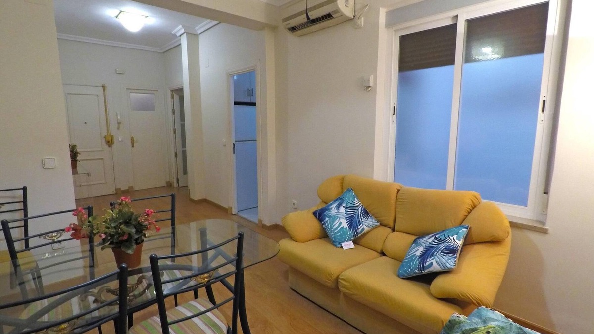 Centro Comercial Apartment | Eduardo Lucena 5, Los Patios