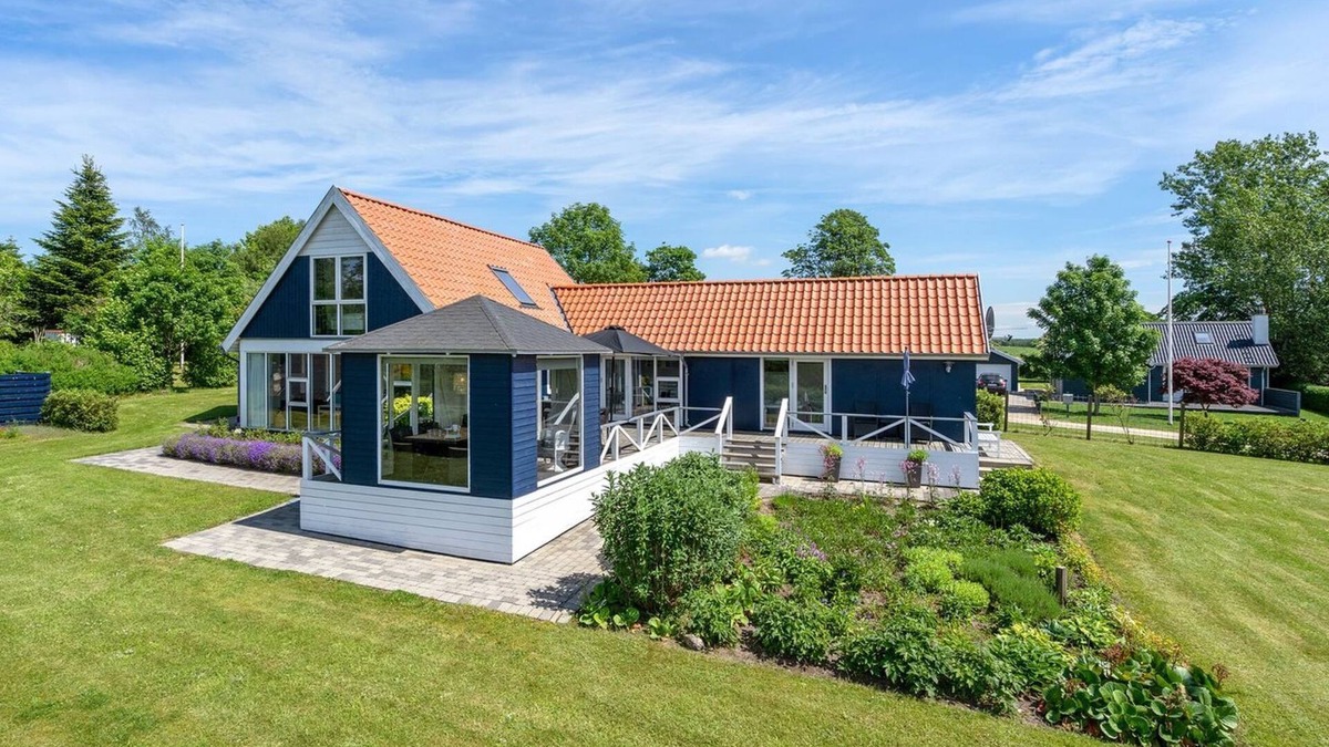 Hjarbæk House | "Edvia" - 700m to the fjord by Interhome