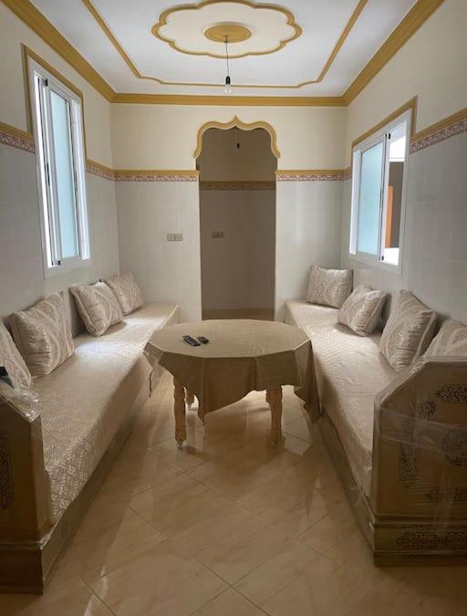 Bni Bouayach Apartment | Een familie appartement in Bni Bouayach