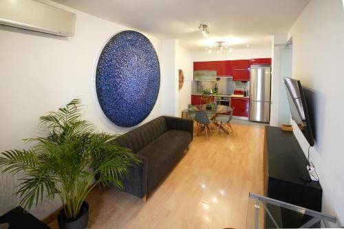 Golden Triangle of Art Apartment | Efímera House Madrid