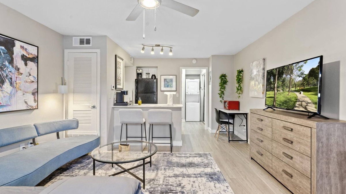 Allandale Apartment | Efficiency Studio Close to Downtown and Domain