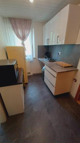 Hummeltal Apartment | Einfache 2 Zimmer Wohnung mit Parkplatz nur 8 Min nach Bayreuth