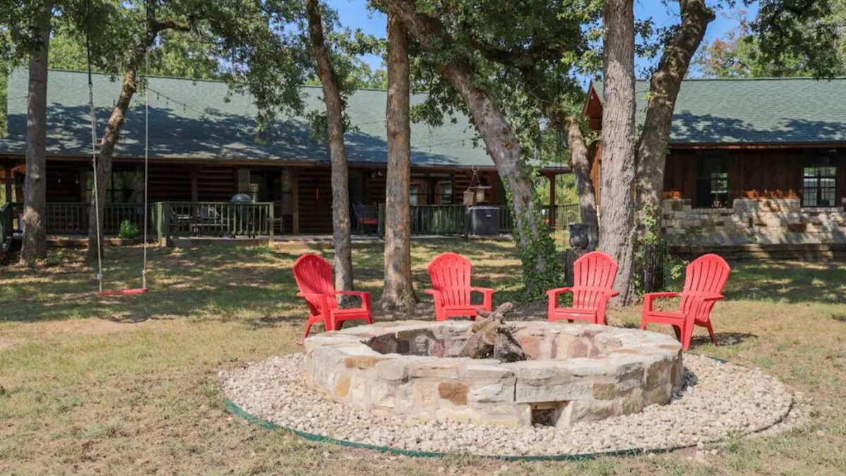 Carmine Cabin | "El Bosque de Ana" - Ana's Forest - Private Resort and Art Boutique